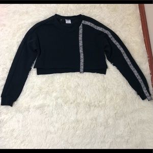 Gymshark 24/7 Cropped Sweater Black Size Medium